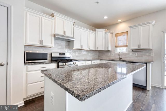 8349 DAYDREAM CRES, Pasadena, MD 21122