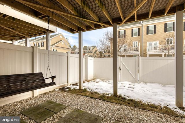 8349 DAYDREAM CRES, Pasadena, MD 21122