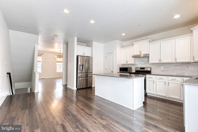 8349 DAYDREAM CRES, Pasadena, MD 21122
