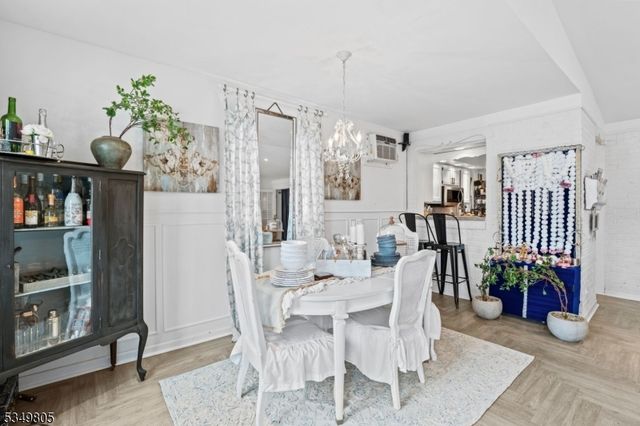 239 Baldwin Ave, Hasbrouck Heights Boro, NJ 07604