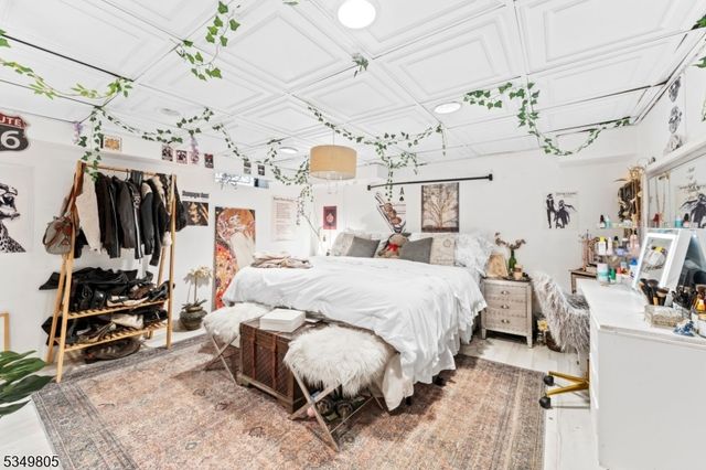 239 Baldwin Ave, Hasbrouck Heights Boro, NJ 07604