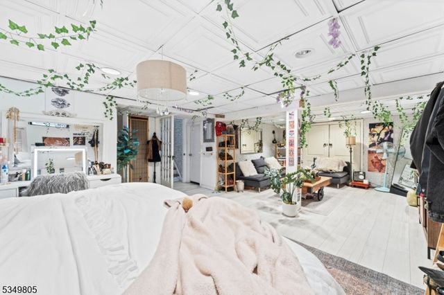 239 Baldwin Ave, Hasbrouck Heights Boro, NJ 07604