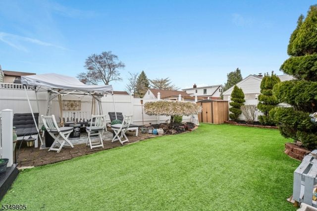 239 Baldwin Ave, Hasbrouck Heights Boro, NJ 07604