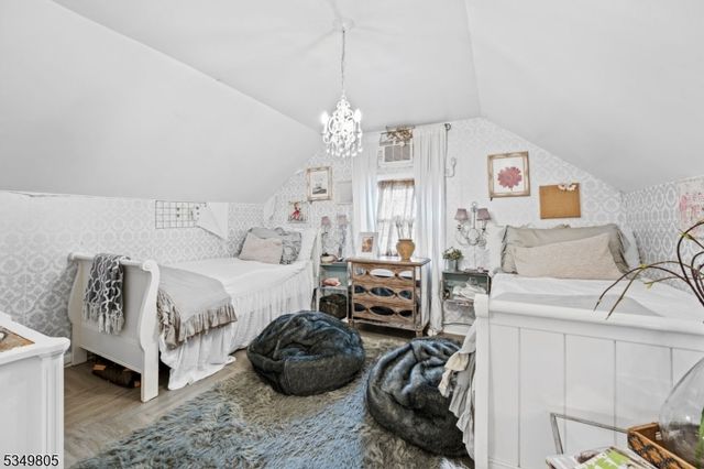 239 Baldwin Ave, Hasbrouck Heights Boro, NJ 07604