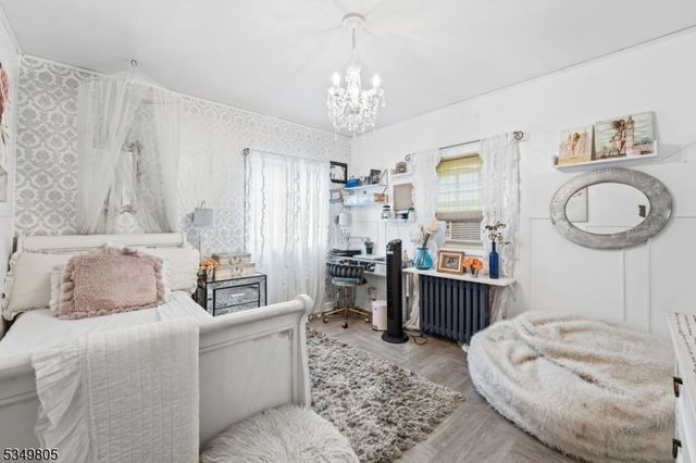 239 Baldwin Ave, Hasbrouck Heights Boro, NJ 07604