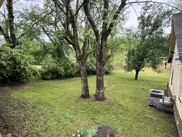 554 Old Hickory Blvd, Nashville, TN 37209