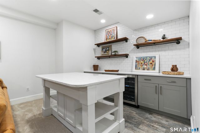 302 High Street, Fairfield, CT 06824