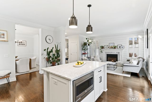 302 High Street, Fairfield, CT 06824