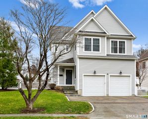 302 High Street, Fairfield, CT 06824