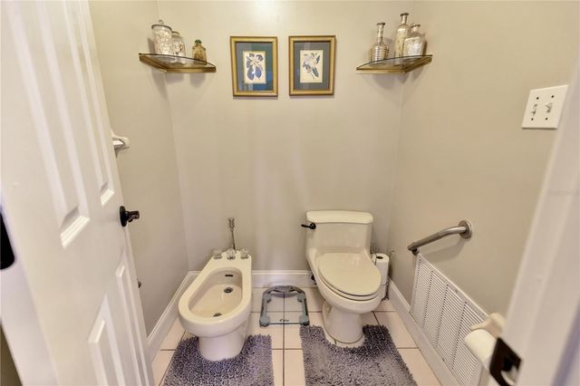 7201 HODGEWOOD CT COURT, Tampa, FL 33614