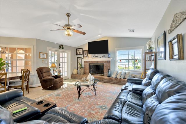 7201 HODGEWOOD CT COURT, Tampa, FL 33614