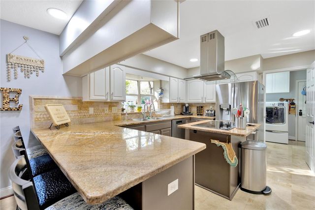 7201 HODGEWOOD CT COURT, Tampa, FL 33614