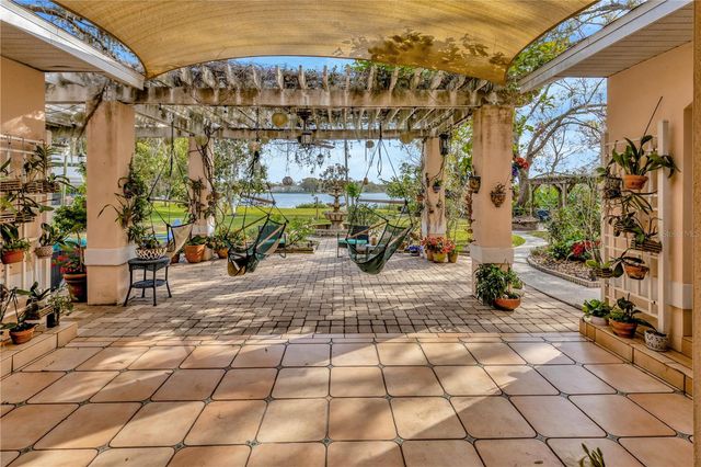 7201 HODGEWOOD CT COURT, Tampa, FL 33614