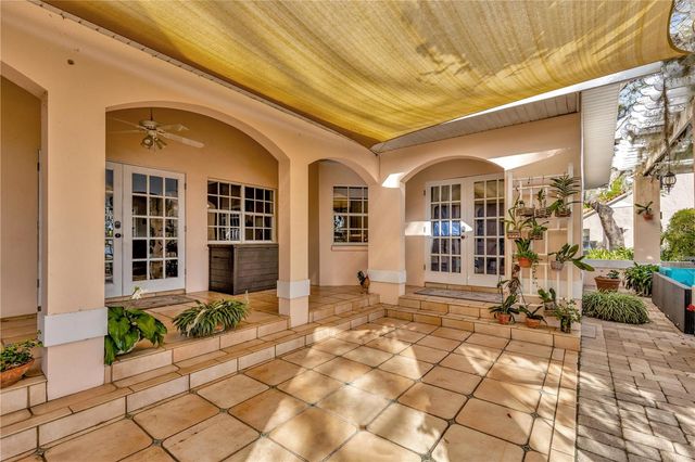 7201 HODGEWOOD CT COURT, Tampa, FL 33614