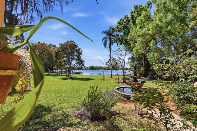 7201 HODGEWOOD COURT, Tampa, FL 33614