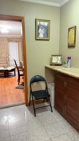 9710 62nd Drive 5E, Rego Park, NY 11374