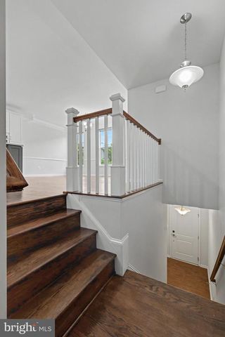 22503 WINDSOR LOCKS SQ, Ashburn, VA 20148
