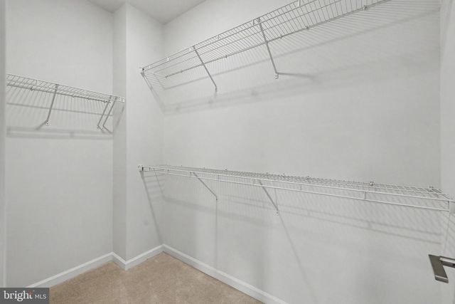 22503 WINDSOR LOCKS SQ, Ashburn, VA 20148