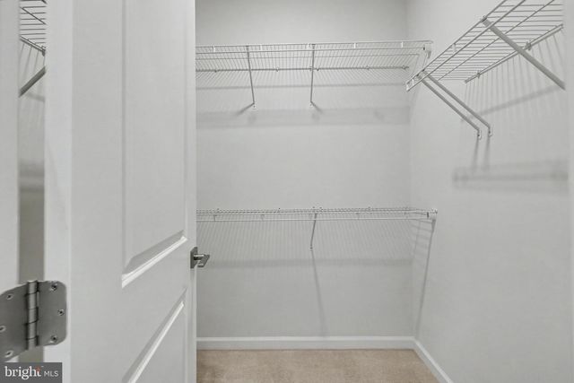 22503 WINDSOR LOCKS SQ, Ashburn, VA 20148
