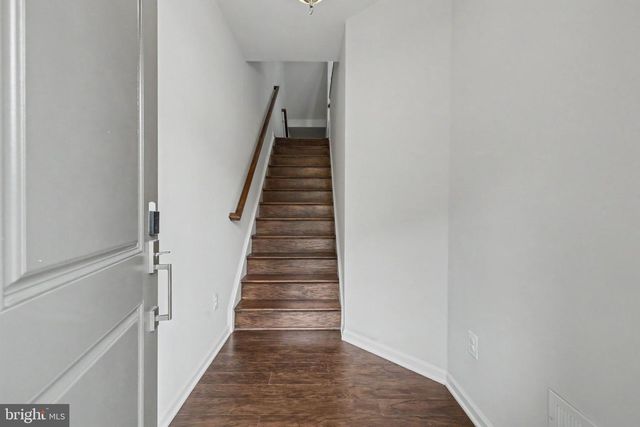 22503 WINDSOR LOCKS SQ, Ashburn, VA 20148
