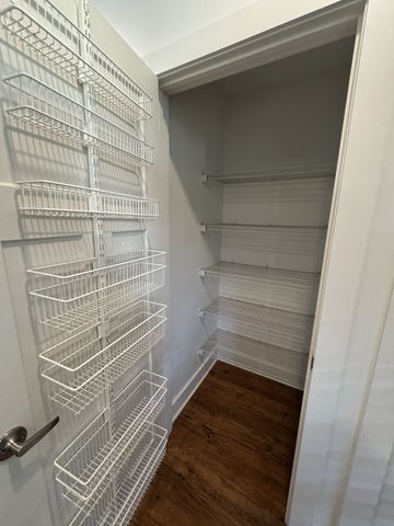 1325 5th Ave N Apt 14, Nashville, TN 37208