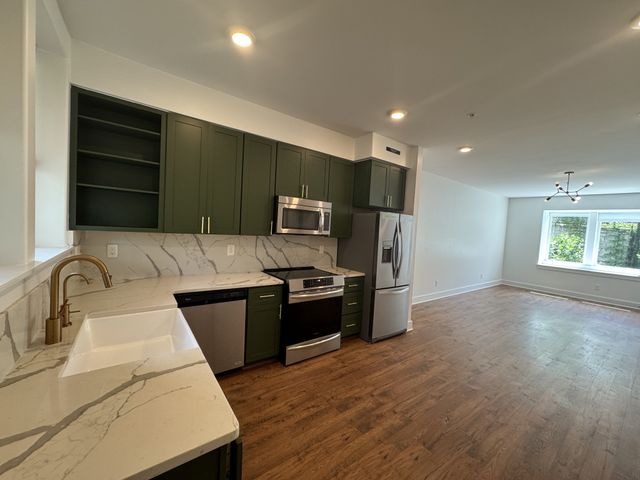 1325 5th Ave N Apt 14, Nashville, TN 37208