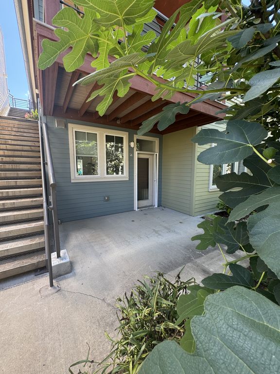 1325 5th Ave N Apt 14, Nashville, TN 37208