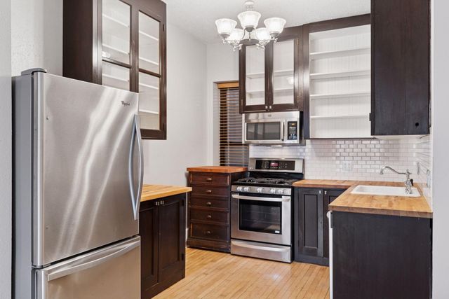 601 S 9th Street 3, Minneapolis, MN 55404