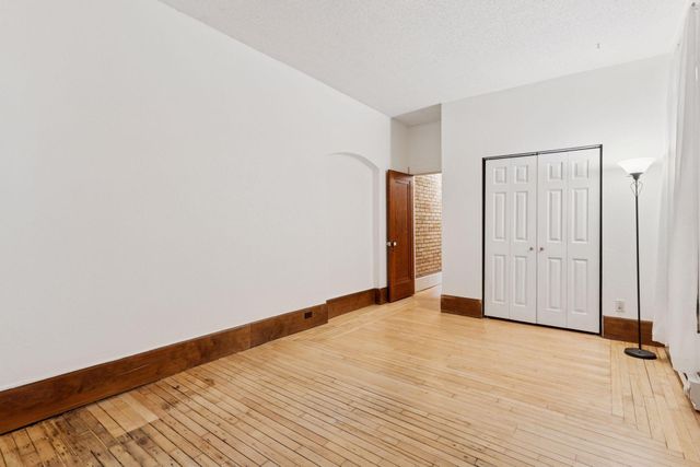 601 S 9th Street 3, Minneapolis, MN 55404