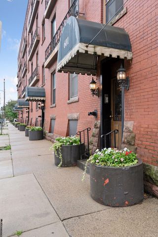 601 S 9th Street 3, Minneapolis, MN 55404