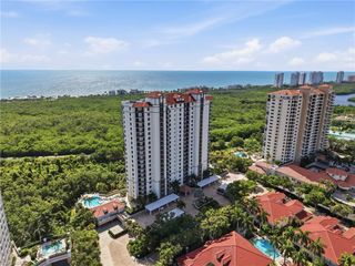 7225 Pelican Bay BLVD 302, Naples, FL 34108