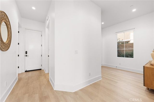 217 Piazza, Irvine, CA 92602