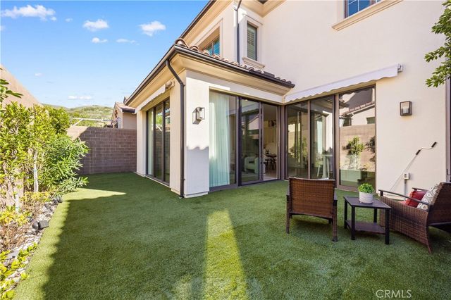 217 Piazza, Irvine, CA 92602