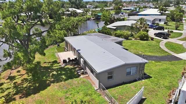 108 BUCKEYE AVENUE NW, Port Charlotte, FL 33952