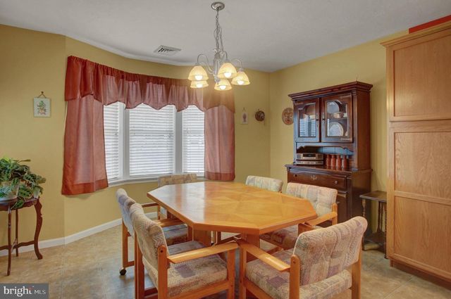 101 COLONIAL CT, Shippensburg, PA 17257