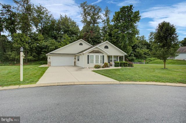 101 COLONIAL CT, Shippensburg, PA 17257