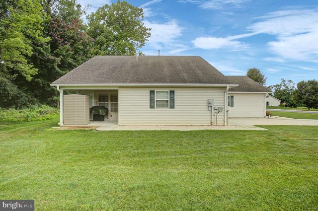101 COLONIAL CT, Shippensburg, PA 17257