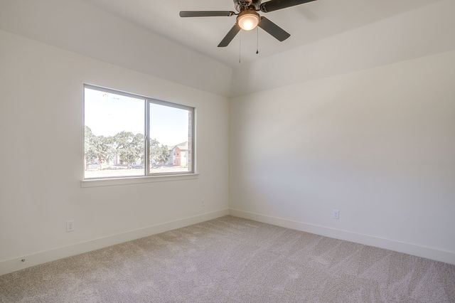 928 Arkan Lane, Fort Worth, TX 76120