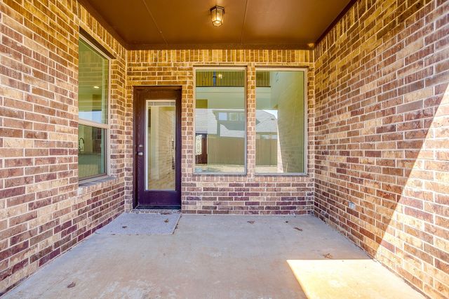 928 Arkan Lane, Fort Worth, TX 76120