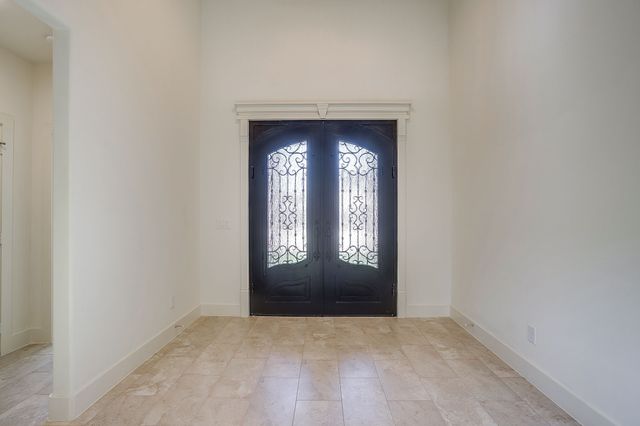 928 Arkan Lane, Fort Worth, TX 76120