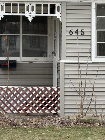 645 Oak Park COURT, Milwaukee, WI 53214