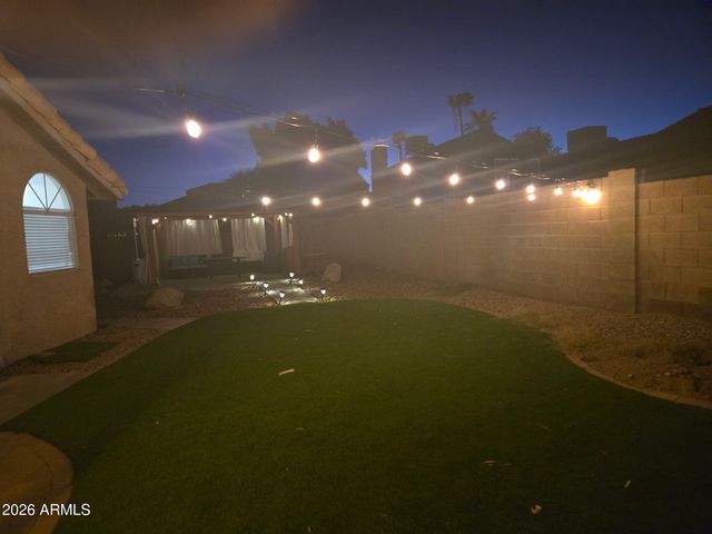 4222 E MUIRWOOD Drive, Phoenix, AZ 85048