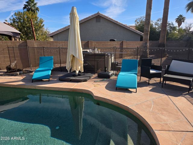 4222 E MUIRWOOD Drive, Phoenix, AZ 85048