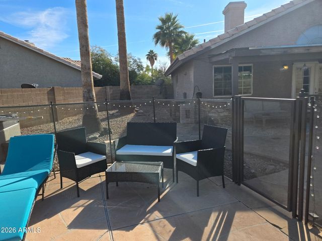 4222 E MUIRWOOD Drive, Phoenix, AZ 85048