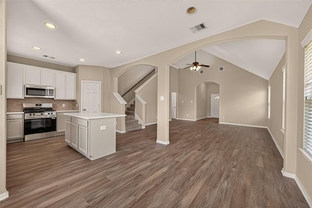 5431 Rio Drive, Baytown, TX 77521