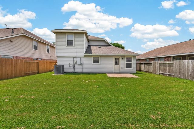 5431 Rio Drive, Baytown, TX 77521