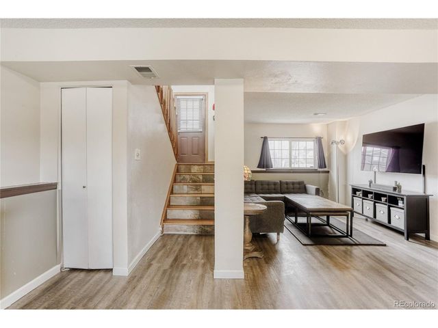 2201 22nd Ave, Longmont, CO 80501