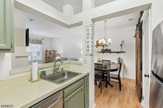 15 Wescott Road 15, Bedminster Twp., NJ 07921