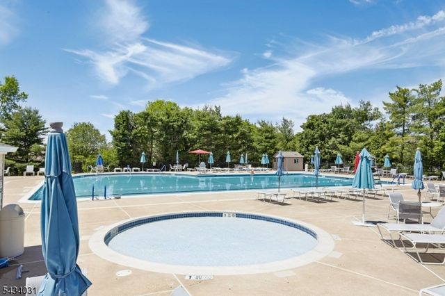 15 Wescott Road 15, Bedminster Twp., NJ 07921