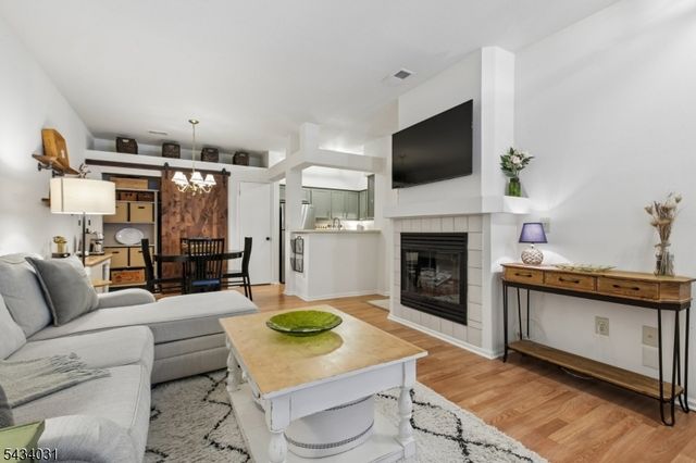 15 Wescott Road 15, Bedminster Twp., NJ 07921